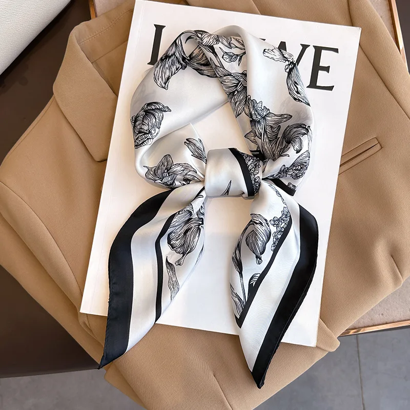 70*70cm Luxury Floral Print Si - Luxury Bags China recension och pris