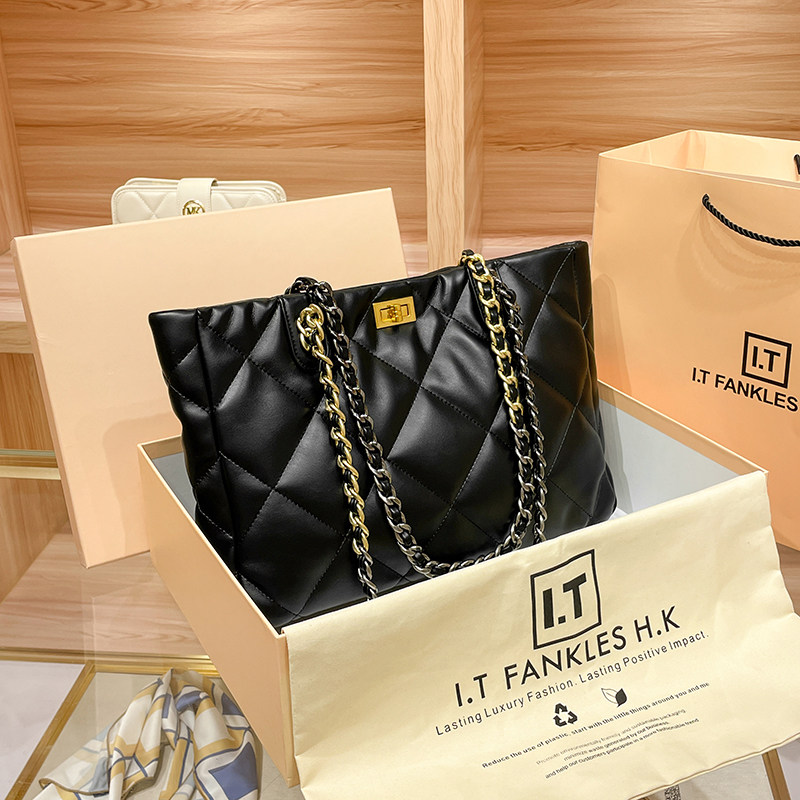 2026 New Hong Kong Quilted Tot - Luxury Bags Hong Kong recension och pris